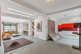 2231 N Wayne Ave in Chicago, IL - Foto de edificio - Building Photo