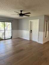 1995 SW Silver Pine Way in Palm City, FL - Building Photo - Building Photo