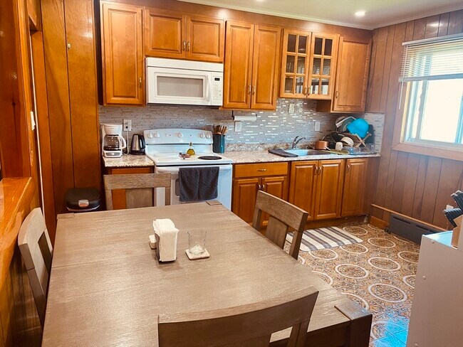 39 Bryant St, Unit #1