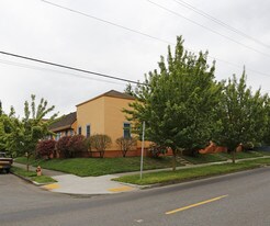 76 NE Alberta St in Portland, OR - Building Photo