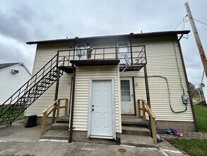 1387 N Cole St, Unit #3 in Lima, OH - Building Photo - Building Photo