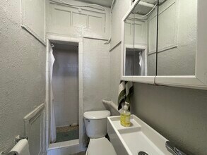 162 Endicott St, Unit 5R in Boston, MA - Building Photo - Building Photo