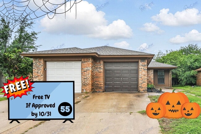 property at 6708 S Creek Dr