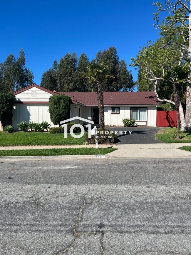 245 Santa Barbara Shores Dr in Goleta, CA - Building Photo - Building Photo