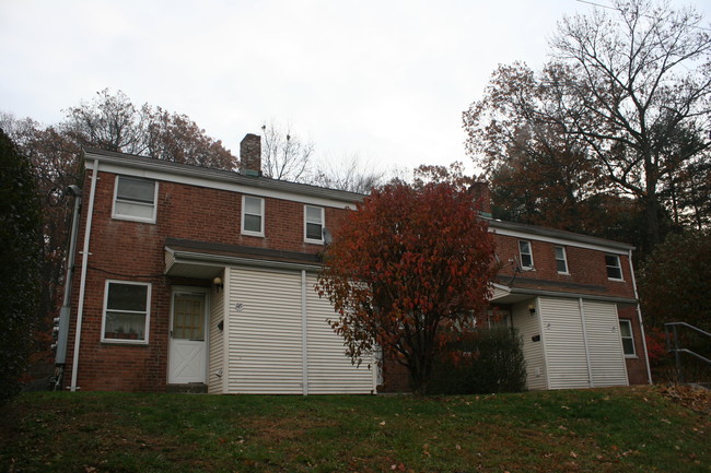 145 Cannon Rd in East Hartford, CT - Building Photo - Building Photo