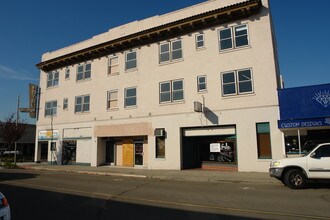 200-202 Main St in Rio Vista, CA - Building Photo - Building Photo