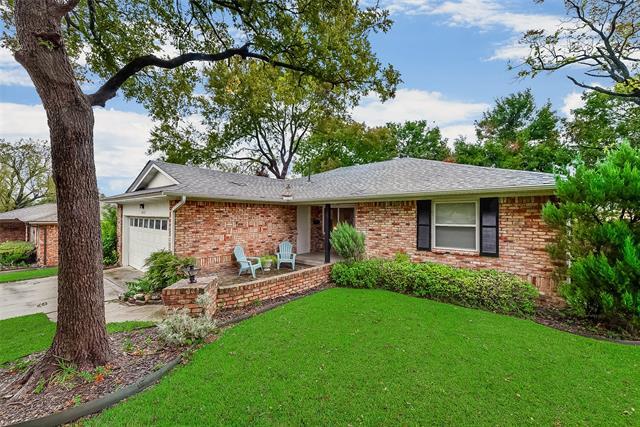 8539 Bretshire Dr in Dallas, TX - Building Photo - Building Photo