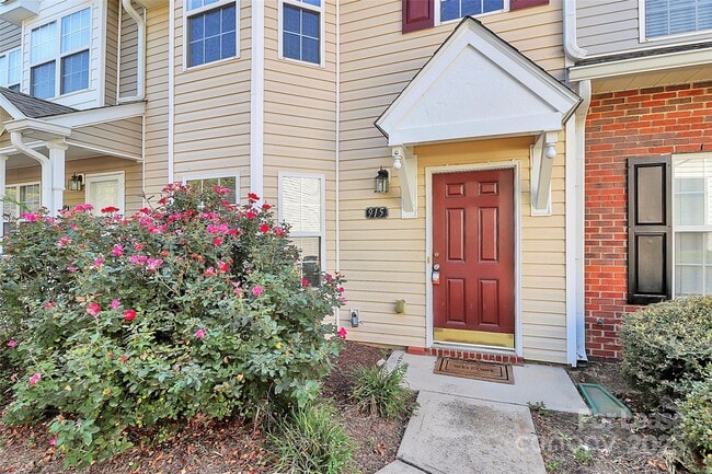 915 Par One Ct in Fort Mill, SC - Building Photo - Building Photo