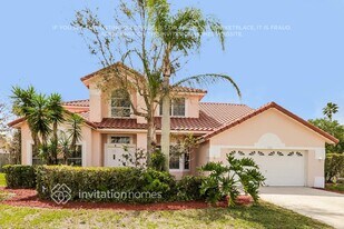 2015 Portland Ave in Wellington, FL - Building Photo