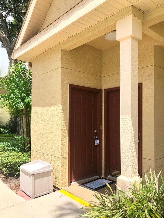 825 Grand Regency Pointe in Altamonte Springs, FL - Building Photo