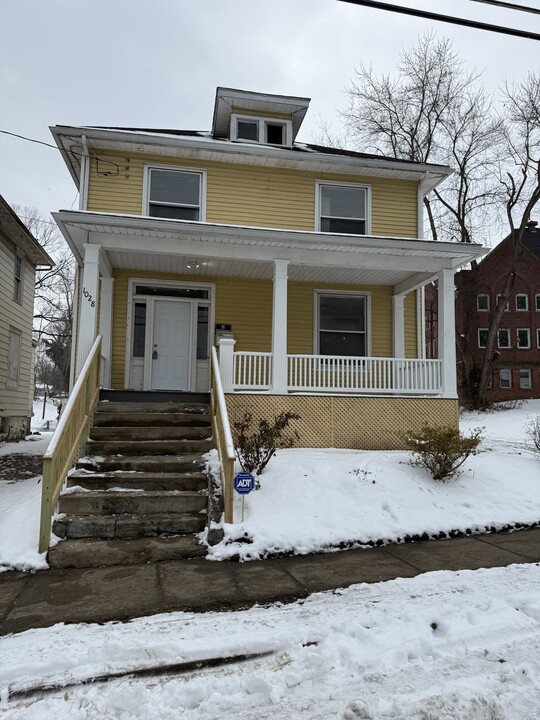 1028 W Muskingum Ave in Zanesville, OH - Building Photo