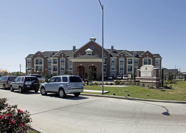 Tarrington Court in Houston, TX - Building Photo - Building Photo