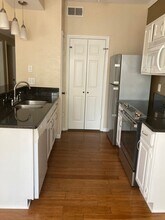 7151 Gaston Ave in Dallas, TX - Building Photo - Building Photo