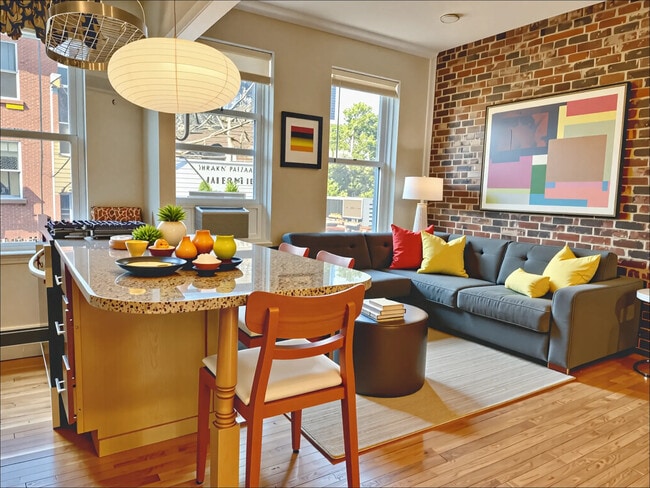 property at 9 Bowdoin St