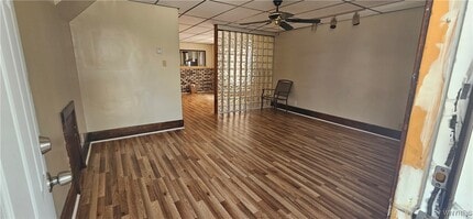 31 Lark St in Buffalo, NY - Building Photo - Building Photo