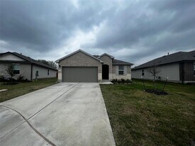 1337 Camden Ln in Lockhart, TX - Building Photo