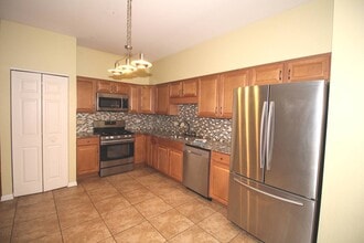 2618 Idaho Rd in Naperville, IL - Building Photo - Building Photo