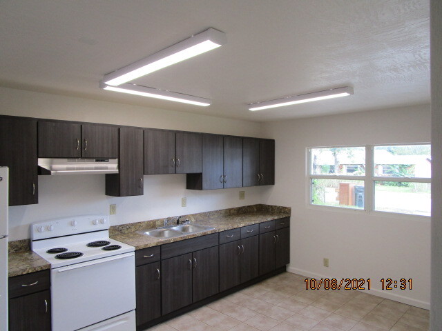 1262 Essex Rd in Daytona Beach, FL - Building Photo - Building Photo