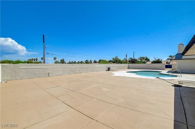 property at 3962 Euclid St