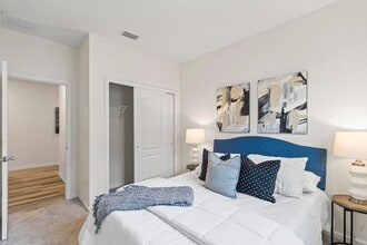 85 Las Casitas Blvd in Palm Coast, FL - Foto de edificio - Building Photo