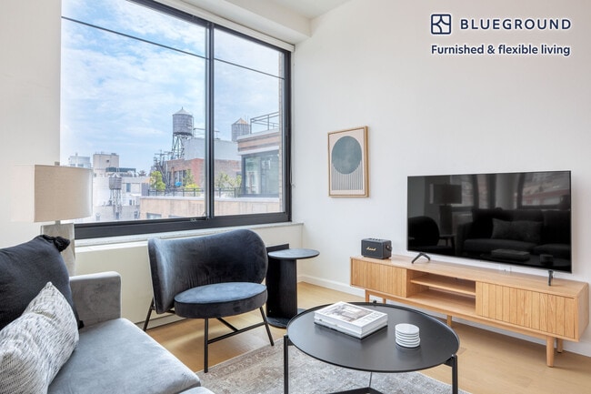 180 W 20th St in New York, NY - Building Photo - Building Photo