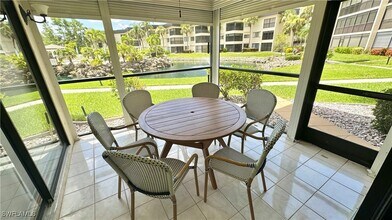 6979 Winkler Rd in Ft. Myers, FL - Building Photo - Building Photo