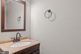 5 Bardia Ct in Rosedale, MD - Building Photo - Building Photo