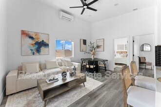 2722 Nye St in San Diego, CA - Building Photo - Building Photo