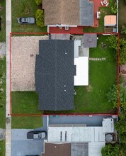 15345 SW 104th Ave in Miami, FL - Building Photo - Building Photo