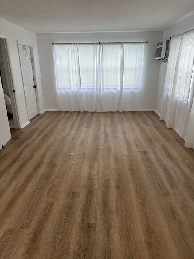 171 S Broadway, Unit 2 in Lantana, FL - Building Photo - Building Photo