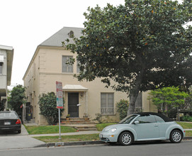 356-358 S Doheny Dr in Beverly Hills, CA - Building Photo - Building Photo