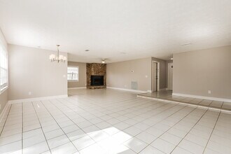 3215 Las Brisas Dr in Riverview, FL - Building Photo - Building Photo