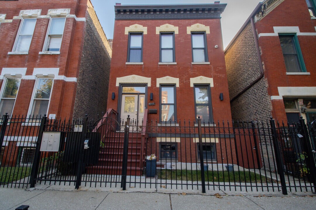 1139 N Winchester Ave in Chicago, IL - Building Photo
