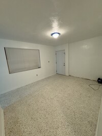 1838 NW 22nd Ct, Unit 3 in Miami, FL - Foto de edificio - Building Photo