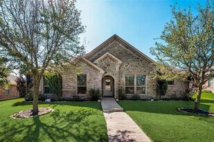 1316 High Meadow Dr in Royse City, TX - Building Photo