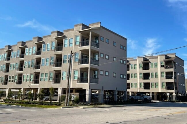 The Lofts of Conroe photo'