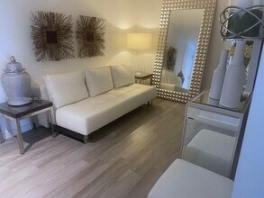 1100S S Miami Ave in Miami, FL - Foto de edificio - Building Photo