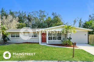 3315 34th Ave Dr W in Bradenton, FL - Building Photo