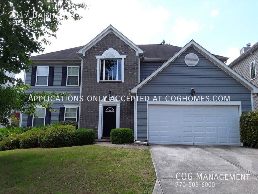 2017 Dartmoth Way in Villa Rica, GA - Building Photo