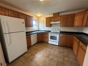 24 Co Rd 10 in Germantown, NY - Building Photo - Building Photo
