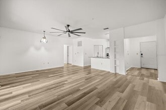 126 Vista Verdi Cir in Lake Mary, FL - Building Photo - Building Photo