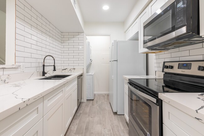 property at 14600 Fonmeadow Dr