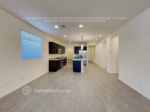 5742 W Jones Ave in Phoenix, AZ - Building Photo - Building Photo