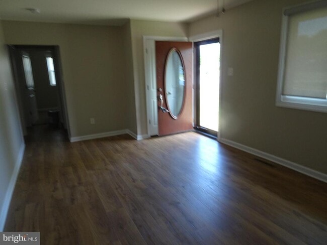 147 Cross Ave in New Castle, DE - Building Photo - Building Photo