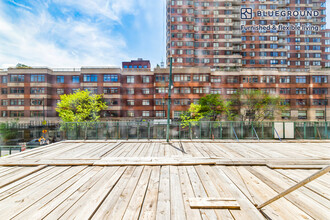 4-75-75 48th Ave, Unit FL2-ID1845 in Queens, NY - Building Photo - Building Photo