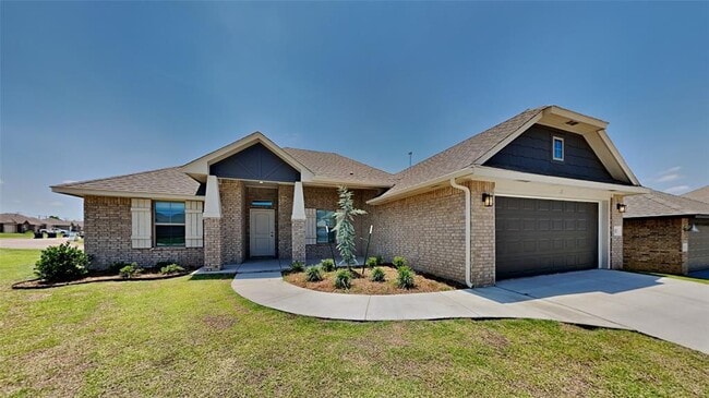 9901 Quarter Horse Trl in Yukon, OK - Building Photo - Building Photo