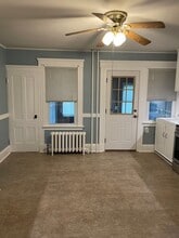 381 Ward St in Wallingford, CT - Foto de edificio - Building Photo