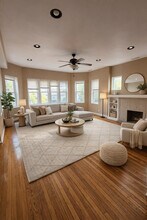 7835 S Saginaw Ave in Chicago, IL - Building Photo - Building Photo