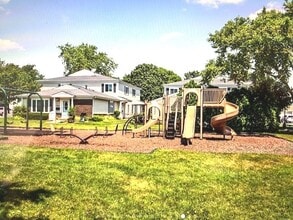 1451 Cove Dr in Prospect Heights, IL - Building Photo - Building Photo