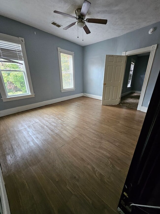 505 E 9th St in Erie, PA - Building Photo - Building Photo